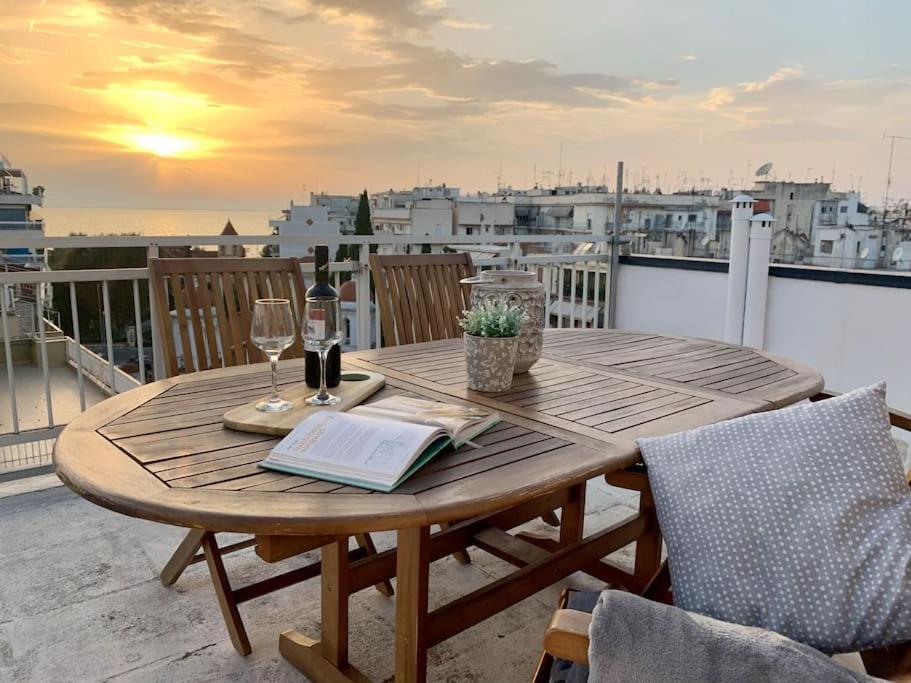 Apartament Sea View Sunset Penthouse Saloniki Zewnętrze zdjęcie